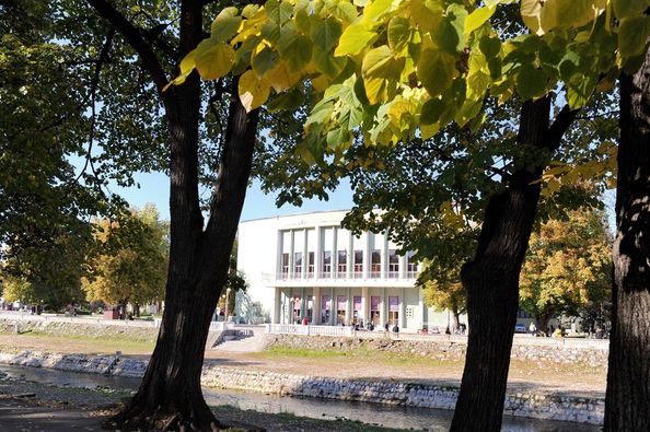 Izložba i predstave za decu u valjevskom Centru za kulturu